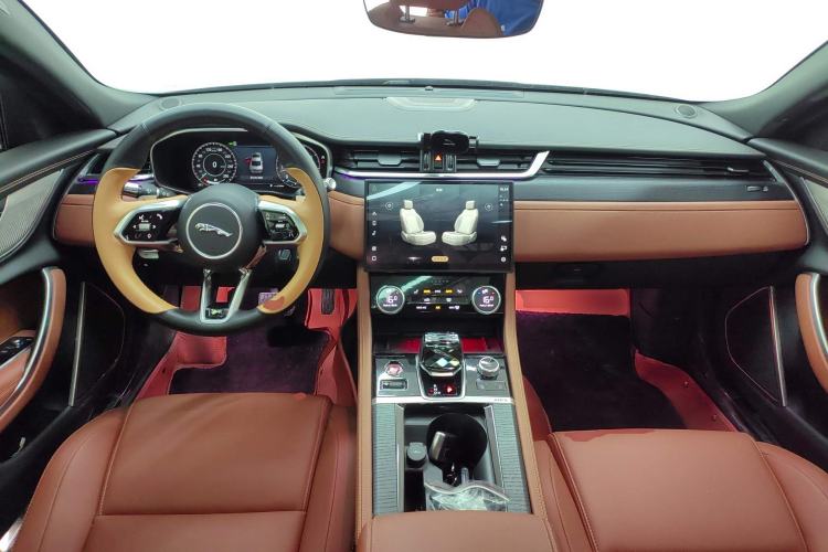 Used Jaguar XFL 2022 XFL 2.0T P250 Two-Wheel-Drive Elite Sport Edition Center Console