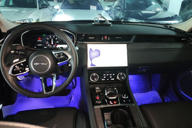 Used Jaguar XFL 2022 XFL 2.0T P200 Two-Wheel-Drive Elite Luxury Edition Center Console