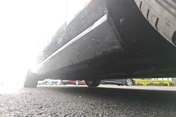 Used Jaguar XFL 2022 XFL 2.0T P250 Two-Wheel-Drive Prestige Luxury Edition Chassis Front Right