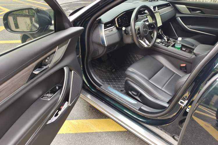 Used Jaguar XFL 2022 XFL 2.0T P200 Two-Wheel-Drive Elite Luxury Edition Driver Seat