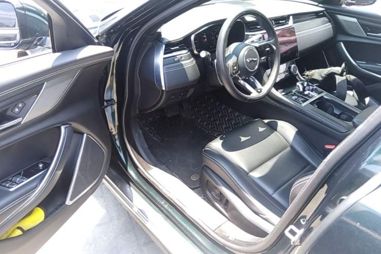 Used Jaguar XFL 2022 XFL 2.0T P250 Two-Wheel-Drive Elite Sport Edition Driver Seat