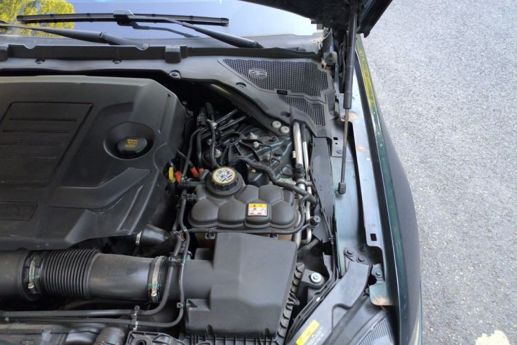 Used Jaguar XFL 2022 XFL 2.0T P200 Two-Wheel-Drive Elite Luxury Edition Engine Bay Left