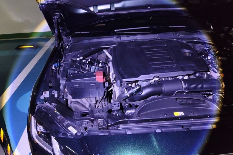 Used Jaguar XFL 2022 XFL 2.0T P250 Two-Wheel-Drive Prestige Luxury Edition Engine Bay Right
