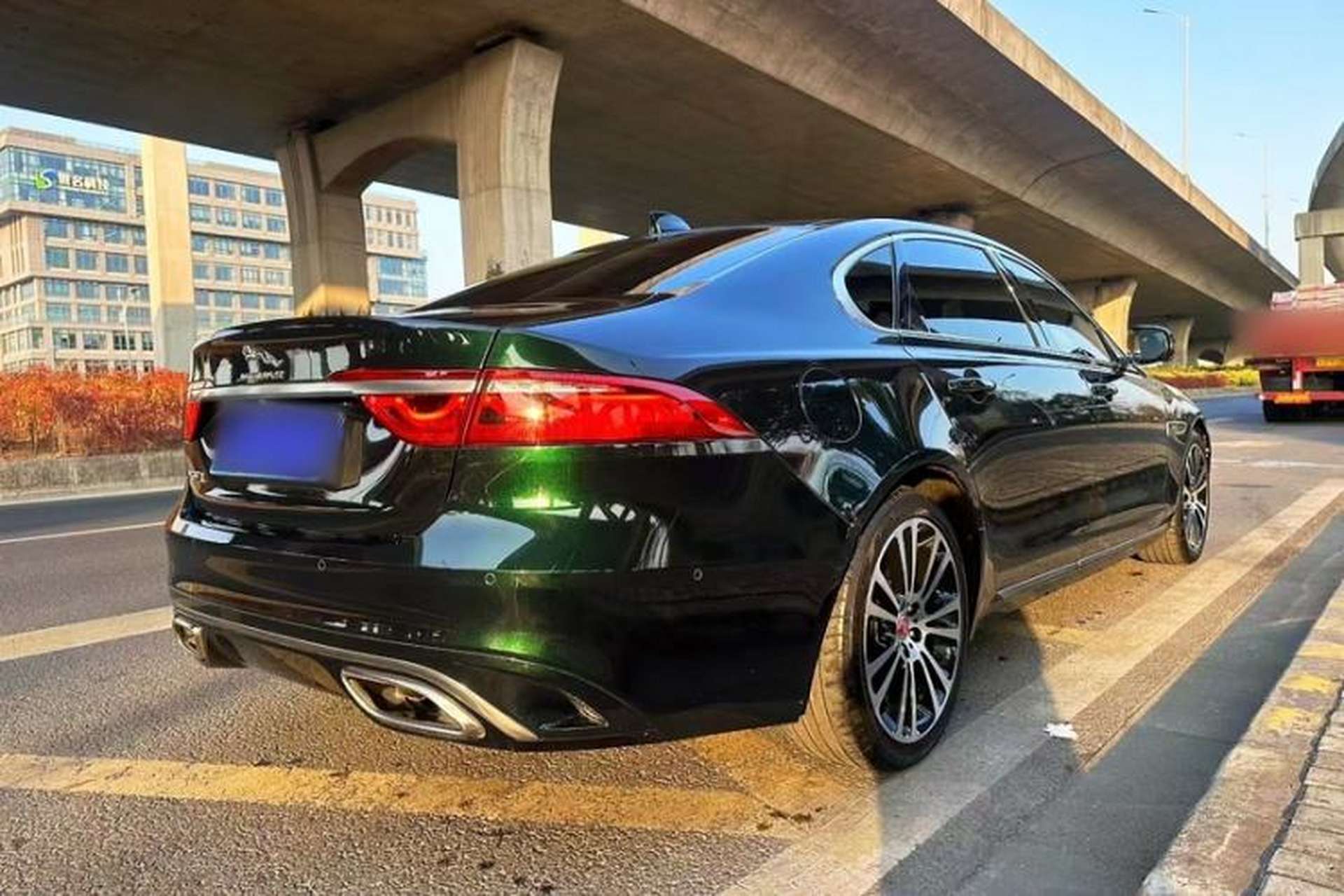 Used Jaguar XFL 2022 XFL 2.0T P250 Two-Wheel-Drive Prestige Luxury Edition Exterior 10