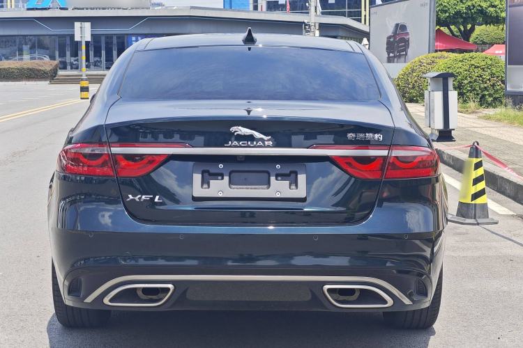 Used Jaguar XFL 2022 XFL 2.0T P250 Two-Wheel-Drive Elite Sport Edition Exterior 4