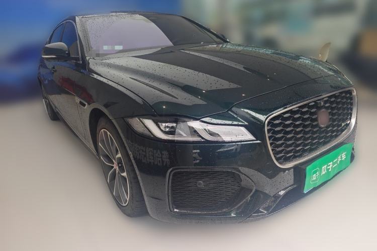 Used Jaguar XFL 2022 XFL 2.0T P250 Two-Wheel-Drive Elite Sport Edition Front Right 45 Deg