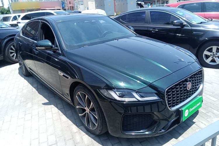 Used Jaguar XFL 2022 XFL 2.0T P250 Two-Wheel-Drive Elite Sport Edition Front Right 45 Deg