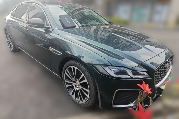 Used Jaguar XFL 2022 XFL 2.0T P250 Two-Wheel-Drive Prestige Luxury Edition Front Right 45 Deg