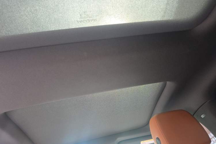 Used Jaguar XFL 2022 XFL 2.0T P250 Two-Wheel-Drive Elite Sport Edition Headliner