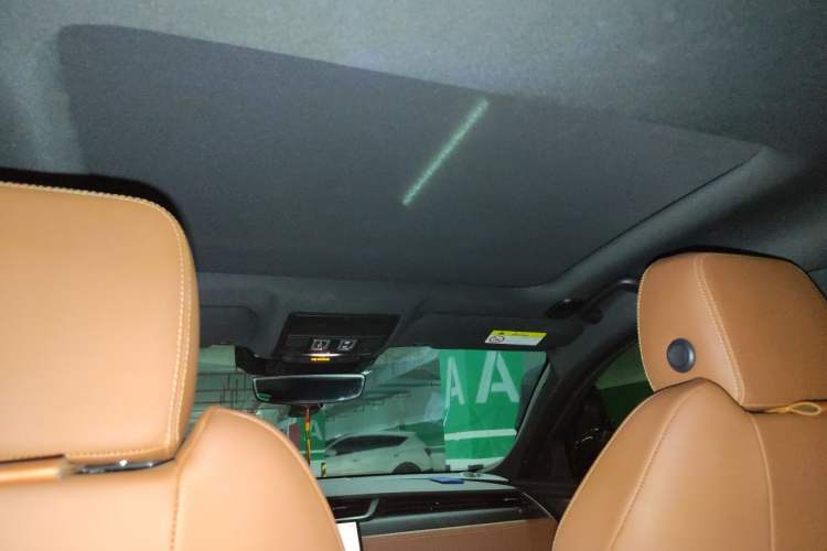 Used Jaguar XFL 2022 XFL 2.0T P250 Two-Wheel-Drive Elite Sport Edition Headliner