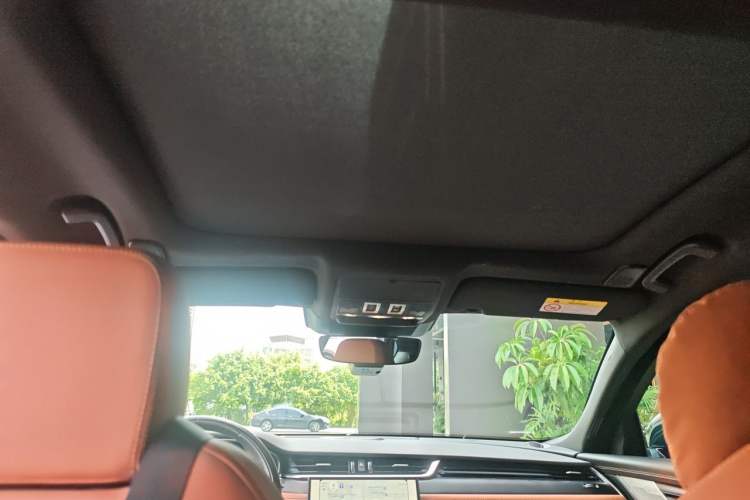 Used Jaguar XFL 2022 XFL 2.0T P250 Two-Wheel-Drive Elite Sport Edition Headliner