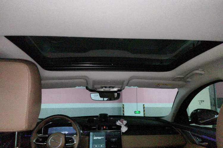 Used Jaguar XFL 2022 XFL 2.0T P250 Two-Wheel-Drive Prestige Luxury Edition Headliner