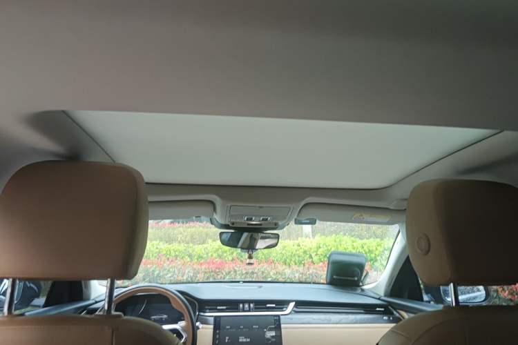 Used Jaguar XFL 2022 XFL 2.0T P250 Two-Wheel-Drive Prestige Luxury Edition Headliner