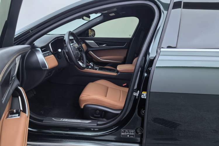 Used Jaguar XFL 2022 XFL 2.0T P250 Two-Wheel-Drive Elite Sport Edition Interior 1