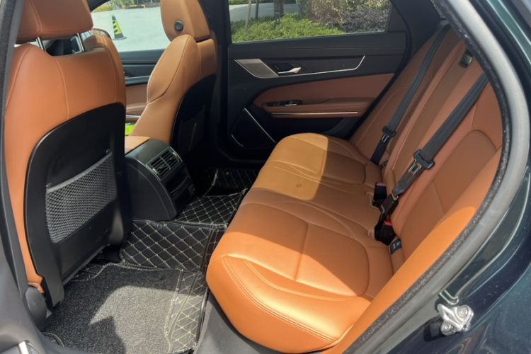 Used Jaguar XFL 2022 XFL 2.0T P250 Two-Wheel-Drive Elite Sport Edition Interior 2