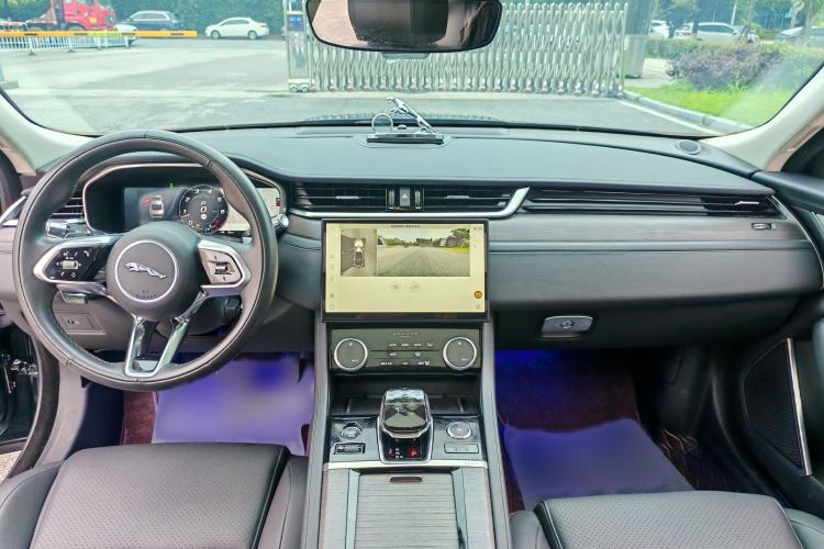 Used Jaguar XFL 2022 XFL 2.0T P200 Two-Wheel-Drive Elite Luxury Edition Interior 2