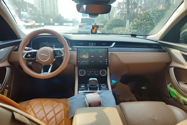 Used Jaguar XFL 2022 XFL 2.0T P250 Two-Wheel-Drive Prestige Luxury Edition Interior 2