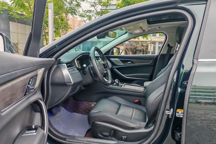 Used Jaguar XFL 2022 XFL 2.0T P200 Two-Wheel-Drive Elite Luxury Edition Interior 3