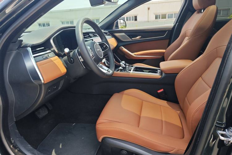 Used Jaguar XFL 2022 XFL 2.0T P250 Two-Wheel-Drive Elite Sport Edition Interior 4
