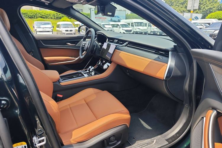 Used Jaguar XFL 2022 XFL 2.0T P250 Two-Wheel-Drive Elite Sport Edition Interior 5