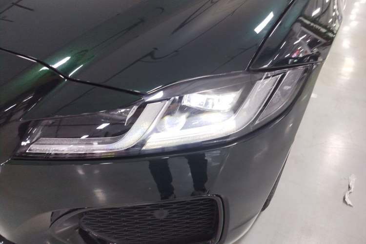 Used Jaguar XFL 2022 XFL 2.0T P250 Two-Wheel-Drive Elite Sport Edition Left Front Headlight