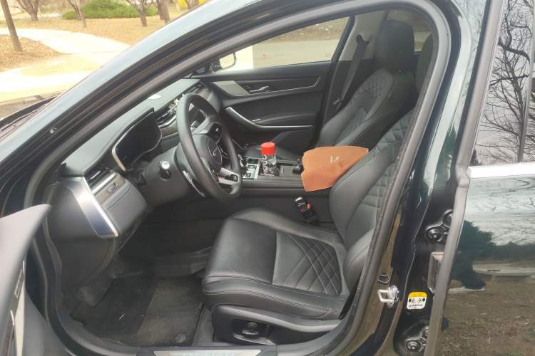 Used Jaguar XFL 2022 XFL 2.0T P250 Two-Wheel-Drive Prestige Luxury Edition Left Front Seat