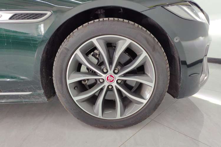 Used Jaguar XFL 2022 XFL 2.0T P250 Two-Wheel-Drive Elite Sport Edition Left Front Wheel Hub