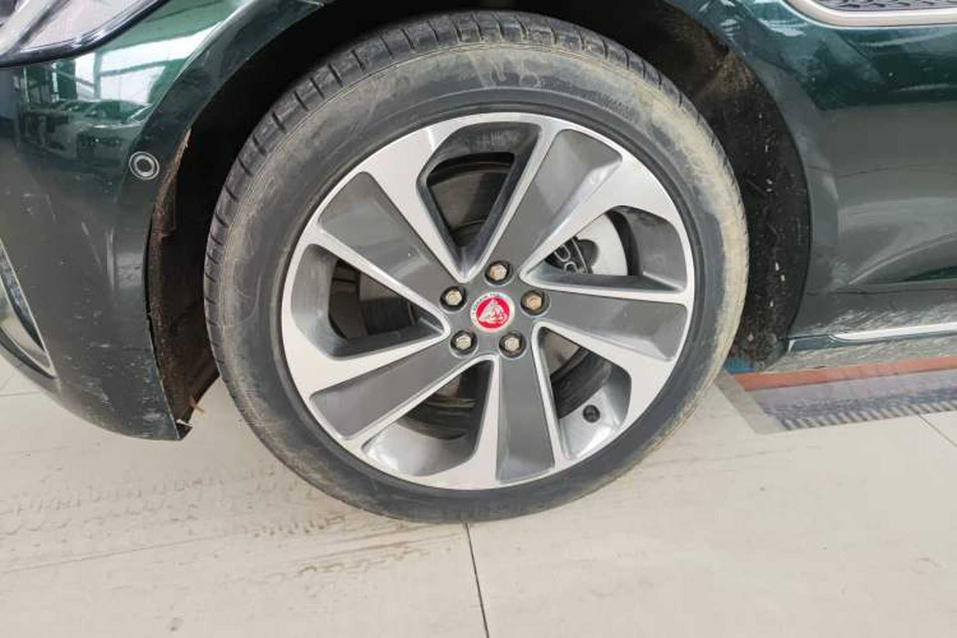 Used Jaguar XFL 2022 XFL 2.0T P200 Two-Wheel-Drive Elite Luxury Edition Left Front Wheel Hub