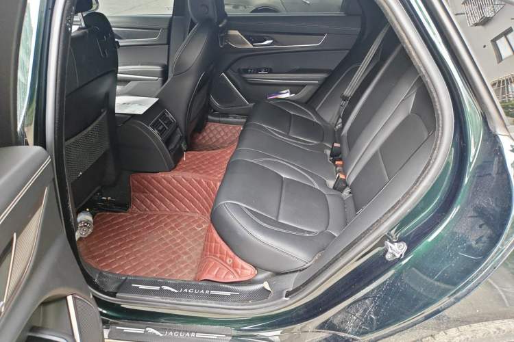 Used Jaguar XFL 2022 XFL 2.0T P250 Two-Wheel-Drive Elite Sport Edition Left Rear Seat