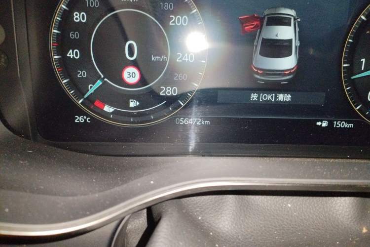 Used Jaguar XFL 2022 XFL 2.0T P250 Two-Wheel-Drive Elite Sport Edition Odometer Close Up