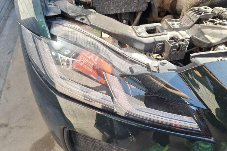 Used Jaguar XFL 2022 XFL 2.0T P250 Two-Wheel-Drive Elite Sport Edition Right Front Headlight