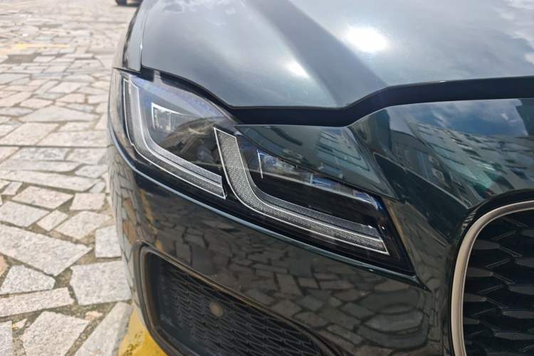 Used Jaguar XFL 2022 XFL 2.0T P250 Two-Wheel-Drive Elite Sport Edition Right Front Headlight