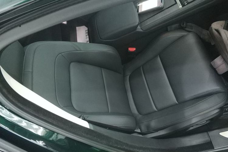 Used Jaguar XFL 2022 XFL 2.0T P200 Two-Wheel-Drive Elite Luxury Edition Right Front Seat