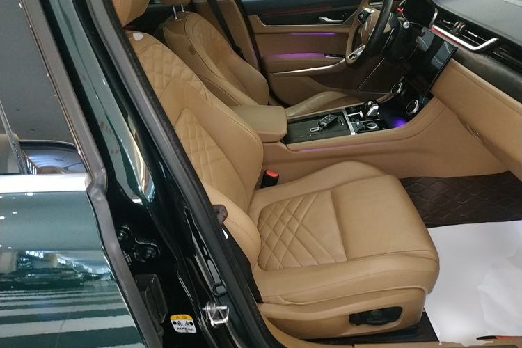 Used Jaguar XFL 2022 XFL 2.0T P250 Two-Wheel-Drive Prestige Luxury Edition Right Front Seat