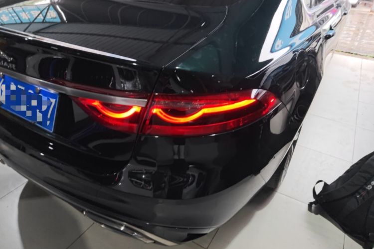 Used Jaguar XFL 2022 XFL 2.0T P250 Two-Wheel-Drive Elite Sport Edition Right Rear Taillight