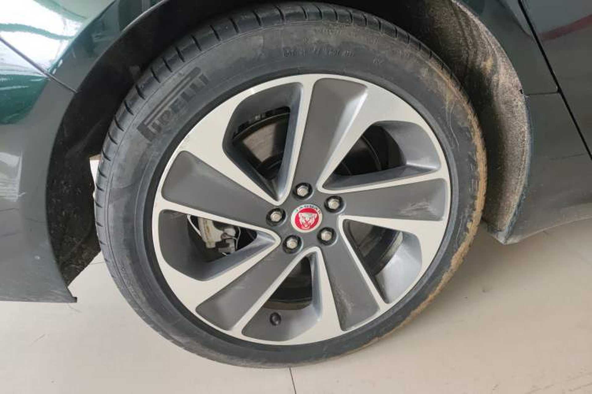 Used Jaguar XFL 2022 XFL 2.0T P200 Two-Wheel-Drive Elite Luxury Edition Right Rear Wheel Hub