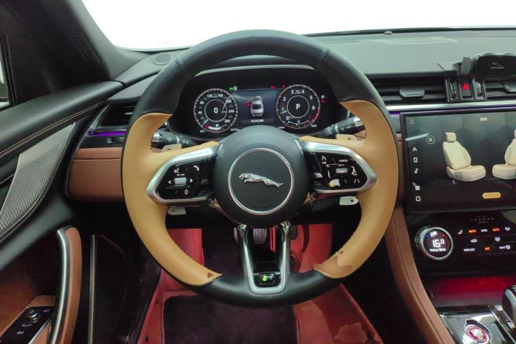 Used Jaguar XFL 2022 XFL 2.0T P250 Two-Wheel-Drive Elite Sport Edition Steering Wheel