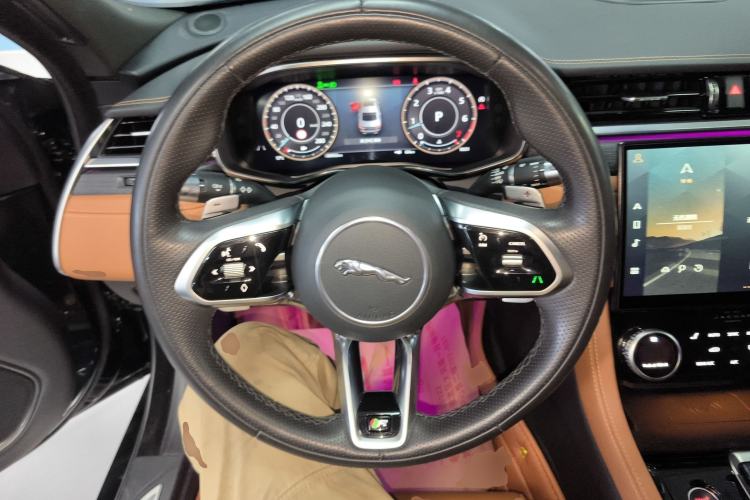 Used Jaguar XFL 2022 XFL 2.0T P250 Two-Wheel-Drive Elite Sport Edition Steering Wheel