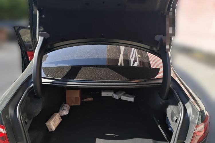 Used Jaguar XFL 2022 XFL 2.0T P250 Two-Wheel-Drive Elite Sport Edition Trunk