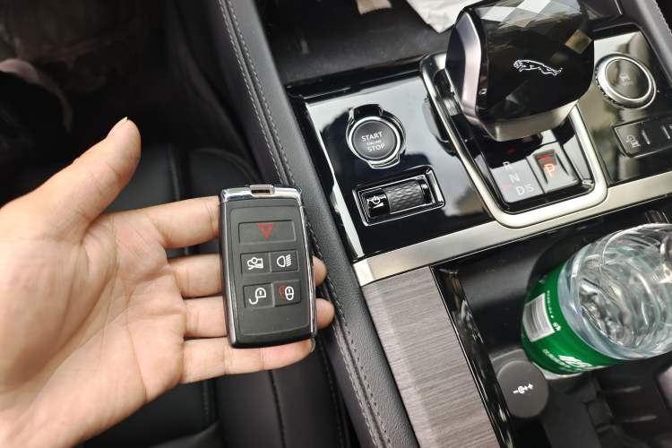 Used Jaguar XFL 2022 XFL 2.0T P200 Two-Wheel-Drive Elite Luxury Edition Vehicle Key