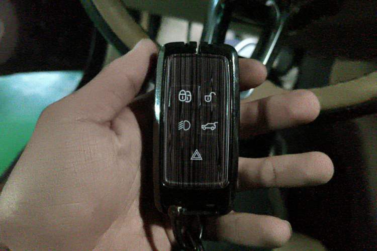 Used Jaguar XFL 2022 XFL 2.0T P250 Two-Wheel-Drive Prestige Luxury Edition Vehicle Key