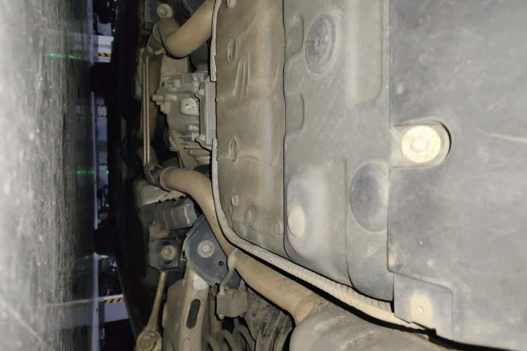 Used Jaguar XFL 2022 XFL 2.0T P250 Two-Wheel-Drive Elite Sport Edition Chassis Rear