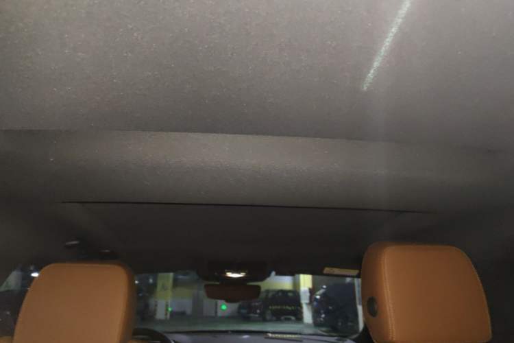Used Jaguar XFL 2022 XFL 2.0T P250 Two-Wheel-Drive Elite Sport Edition Headliner