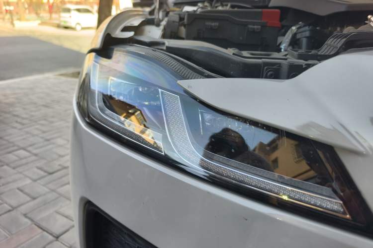Used Jaguar XFL 2022 XFL 2.0T P250 Two-Wheel-Drive Elite Sport Edition Right Front Headlight