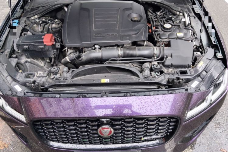 Used Jaguar XFL 2022 XFL 2.0T P250 Two-Wheel-Drive Elite Sport Edition Engine Bay