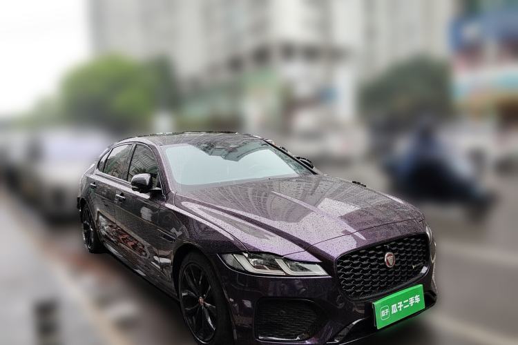 Used Jaguar XFL 2022 XFL 2.0T P250 Two-Wheel-Drive Elite Sport Edition Front Right 45 Deg