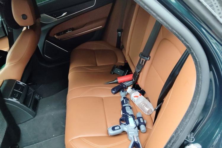 Used Jaguar XFL 2022 XFL 2.0T P250 Two-Wheel-Drive Elite Sport Edition Left Rear Seat