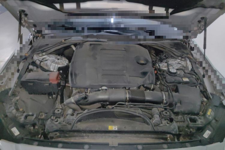Used Jaguar XFL 2022 XFL 2.0T P250 Two-Wheel-Drive Elite Sport Edition Engine Bay