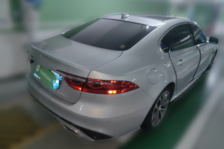 Used Jaguar XFL 2022 XFL 2.0T P250 Two-Wheel-Drive Elite Sport Edition Rear Right 45 Deg