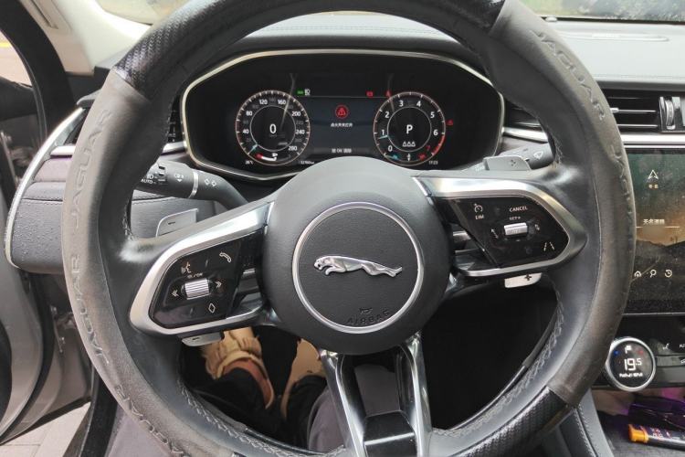 Used Jaguar XFL 2022 XFL 2.0T P250 Two-Wheel-Drive Prestige Luxury Edition Steering Wheel
